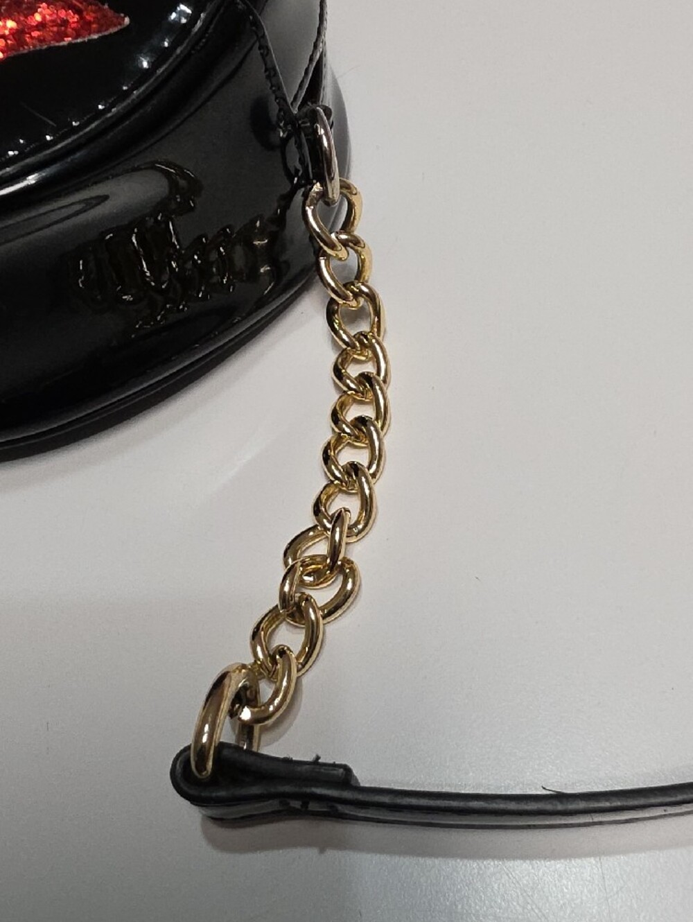 Betsey Johnson Kitsch Halloween Glampire Crossbody Bag – Vampire Lips & Fangs - Picture 5 of 11